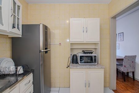 Apartamento para alugar com 50m², 2 quartos e 1 vaga Apartamento para alugar com 50m², 2 quartos e 1 vagaCozinha e Área de Serviço