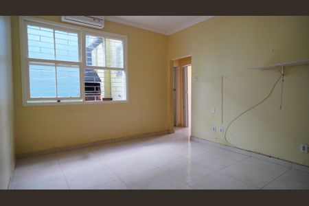 Sala de apartamento para alugar com 3 quartos, 79m² em Partenon, Porto Alegre
