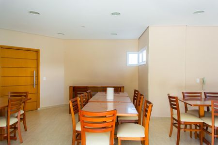 Apartamento à venda com 67m², 2 quartos e 2 vagas Apartamento à venda com 67m², 2 quartos e 2 vagasÁrea comum - Salão de festas