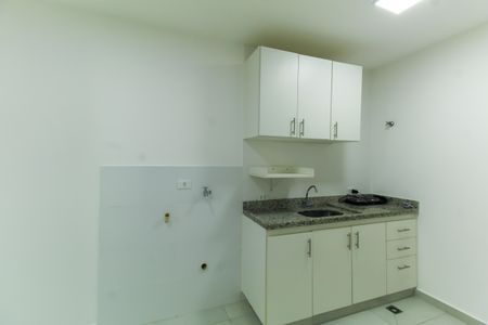 Cozinha de apartamento para alugar com 1 quarto, 30m² em Vila Prudente, São Paulo