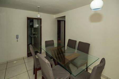 Apartamento para alugar com 66m², 2 quartos e 1 vagaSala