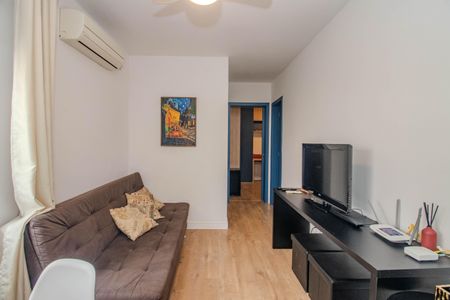 Apartamento para alugar com 2 quartos, 50m² em São Sebastião, Porto Alegre