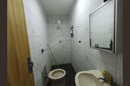 Apartamento para alugar com 48m², 3 quartos e sem vagaBanheiro