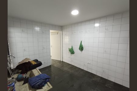 Apartamento para alugar com 48m², 3 quartos e sem vagaBanheiro
