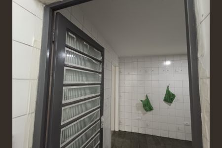 Apartamento para alugar com 48m², 3 quartos e sem vagaBanheiro