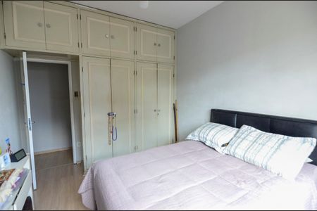 Quarto 1 de apartamento à venda com 3 quartos, 101m² em Grajaú, Rio de Janeiro