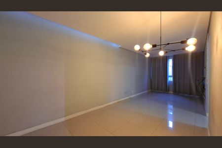 Sala de apartamento à venda com 3 quartos, 63m² em Jardim Utinga, Santo André