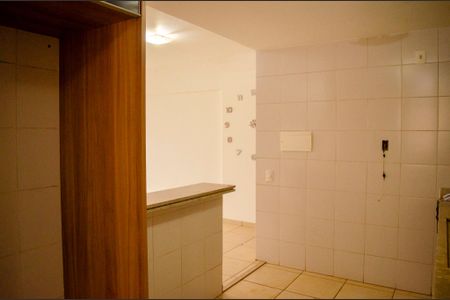 Sala de apartamento para alugar com 3 quartos, 81m² em Alto da Glória, Goiânia