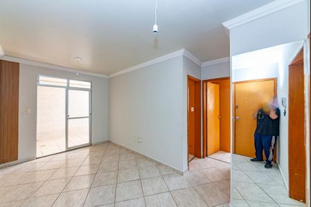Sala de apartamento para alugar com 2 quartos, 110m² em Salgado Filho, Belo Horizonte