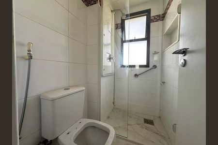 Banheiro da Suíte de apartamento para alugar com 3 quartos, 150m² em São José, Belo Horizonte