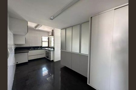 Cozinha de apartamento para alugar com 3 quartos, 150m² em São José, Belo Horizonte