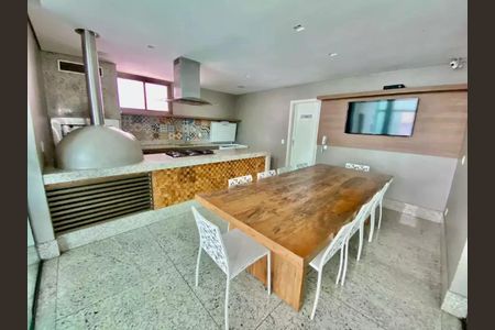 Apartamento para alugar com 150m², 3 quartos e 3 vagasÁrea comum 