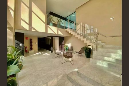 Sala de apartamento para alugar com 3 quartos, 150m² em São José, Belo Horizonte