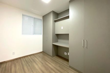 Quarto 2 de apartamento para alugar com 2 quartos, 55m² em Buritis, Belo Horizonte