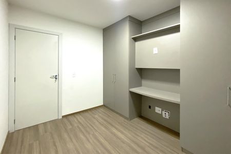 Quarto 1 de apartamento para alugar com 2 quartos, 53m² em Buritis, Belo Horizonte