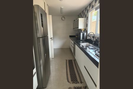 Cozinha de casa de condomínio à venda com 4 quartos, 200m² em Medeiros, Jundiaí