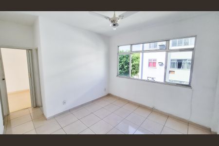 Apartamento para alugar com 2 quartos, 42m² em Irajá, Rio de Janeiro