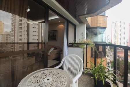 Apartamento à venda com 122m², 3 quartos e 2 vagasVaranda 