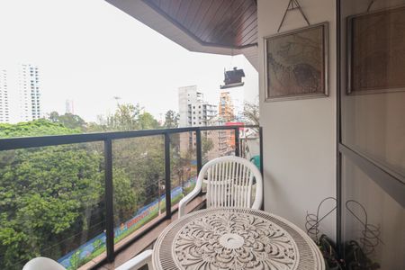 Varanda  de apartamento para alugar com 3 quartos, 122m² em Vila Carrão, São Paulo