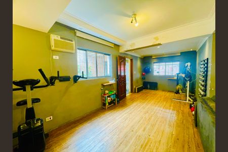 Sala de casa à venda com 4 quartos, 211m² em Jardim Paraventi, Guarulhos