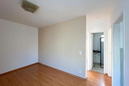 Sala/Cozinha de apartamento para alugar com 2 quartos, 40m² em Sagrada Família, Belo Horizonte