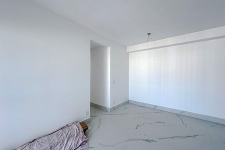 Apartamento à venda com 75m², 2 quartos e 1 vagaSala