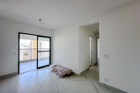 Apartamento à venda com 75m², 2 quartos e 1 vagaSala