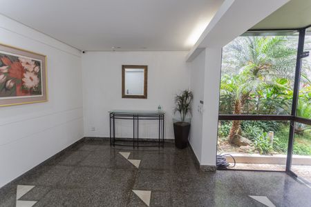 Apartamento para alugar com 160m², 3 quartos e 2 vagasHall de entrada