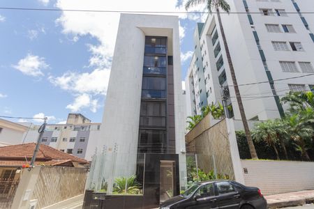 Apartamento para alugar com 160m², 3 quartos e 2 vagasFachada
