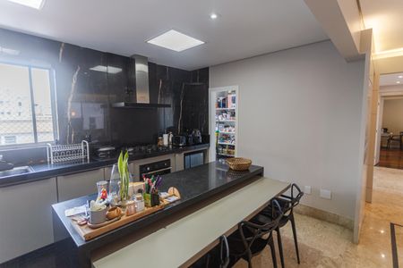Apartamento para alugar com 160m², 3 quartos e 2 vagasCozinha