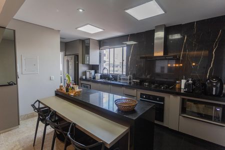 Apartamento para alugar com 160m², 3 quartos e 2 vagasCozinha