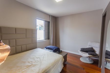 Apartamento para alugar com 160m², 3 quartos e 2 vagasSuíte