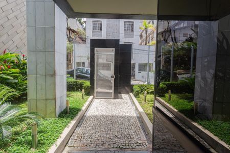 Apartamento para alugar com 160m², 3 quartos e 2 vagasHall de entrada