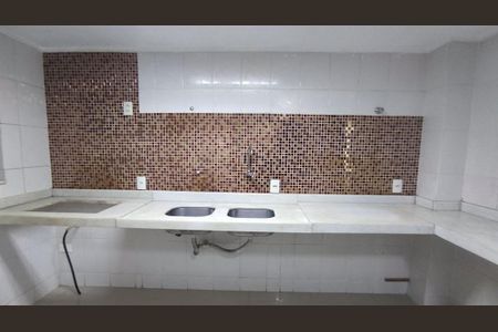 Apartamento à venda com 2 quartos, 65m² em Olaria, Rio de Janeiro
