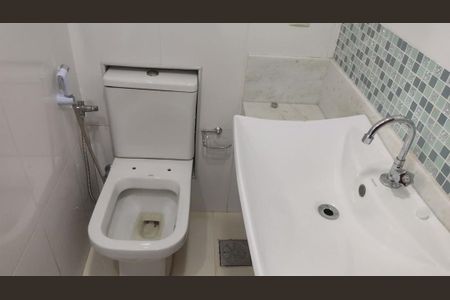 Apartamento à venda com 2 quartos, 65m² em Olaria, Rio de Janeiro