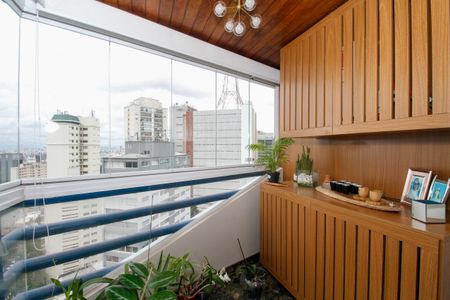 Varanda de apartamento para alugar com 3 quartos, 96m² em Bela Vista, São Paulo