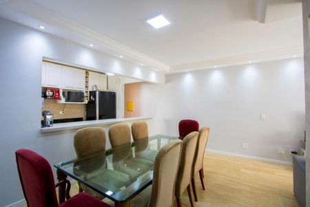 Apartamento à venda com 75m², 3 quartos e 1 vaga Apartamento à venda com 75m², 3 quartos e 1 vagaSala