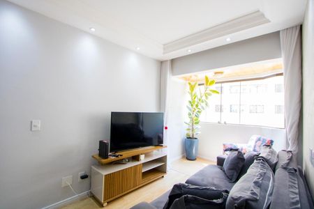 Sala de apartamento à venda com 3 quartos, 75m² em Vila Apiai, Santo André