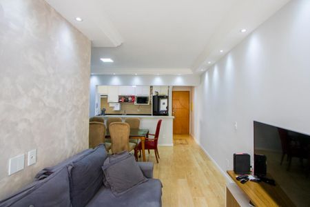Apartamento à venda com 75m², 3 quartos e 1 vaga Apartamento à venda com 75m², 3 quartos e 1 vagaSala