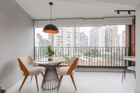 Studio de kitnet/studio para alugar com 1 quarto, 37m² em Jardim das Acacias, São Paulo