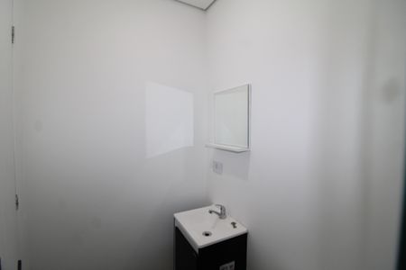 Banheiro de casa para alugar com 1 quarto, 40m² em Santa Teresinha, São Paulo