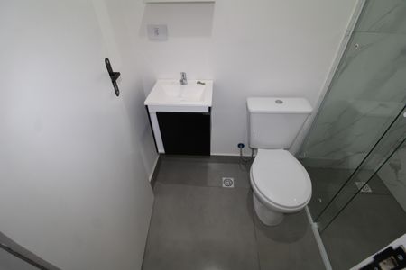 Banheiro de casa para alugar com 1 quarto, 40m² em Santa Teresinha, São Paulo