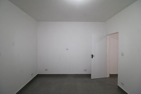 Quarto 1 de casa para alugar com 1 quarto, 40m² em Santa Teresinha, São Paulo
