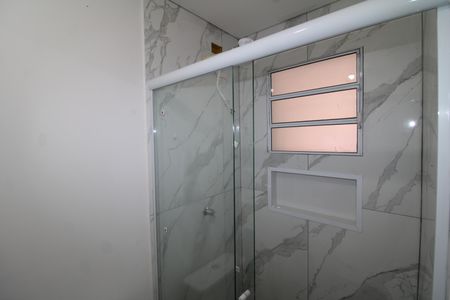 Banheiro de casa para alugar com 1 quarto, 40m² em Santa Teresinha, São Paulo