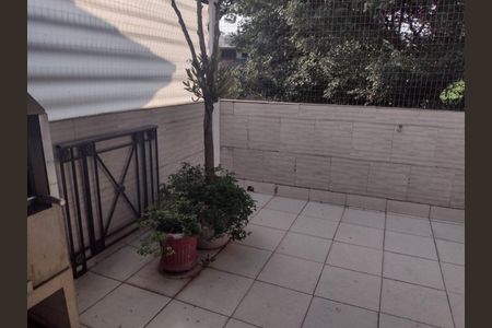 Casa à venda com 180m², 3 quartos e 2 vagasFoto 01