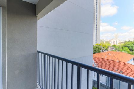 Varanda de kitnet/studio para alugar com 1 quarto, 24m² em Vila Cordeiro, São Paulo