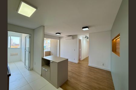 Sala de apartamento para alugar com 2 quartos, 66m² em Santo Amaro, São Paulo
