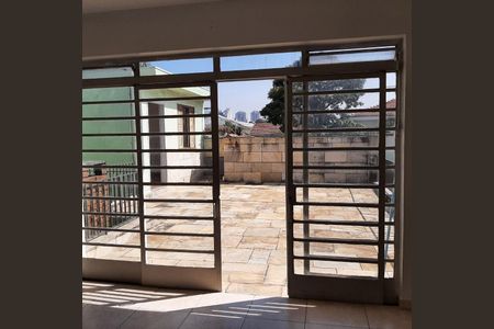 Casa à venda com 3 quartos, 130m² em Campo Belo, São Paulo