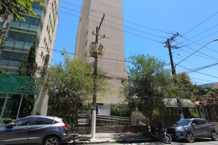 Apartamento para alugar com 65m², 1 quarto e 1 vagaFachada