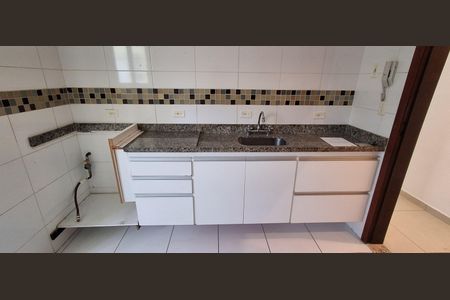 Apartamento à venda com 74m², 3 quartos e 2 vagasCozinha 